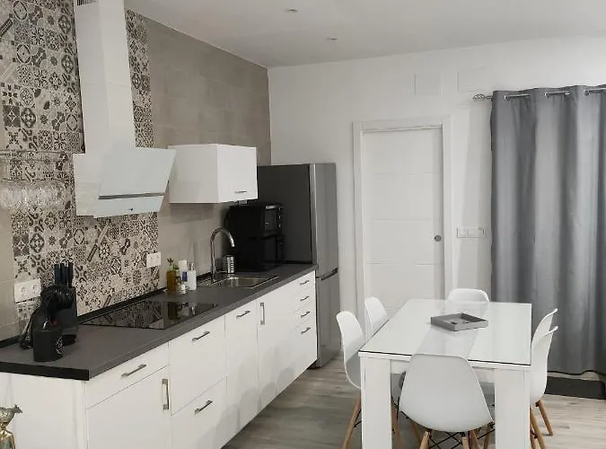 Grupo Limcotel El Mirador De Abuelos